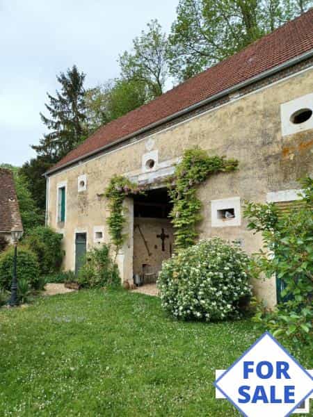 жилой дом в Cour-Maugis-sur-Huisne, Normandie 11393639