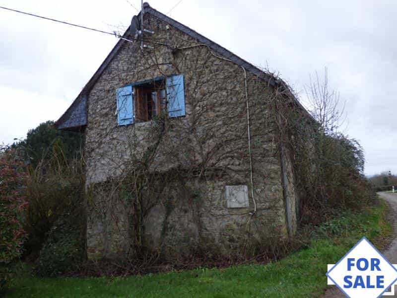 房子 在 Pré-en-Pail-Saint-Samson, Pays de la Loire 11393710