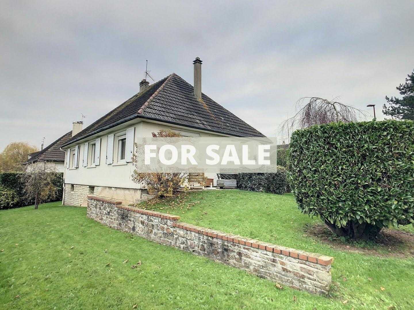 House in Saint-Andre-sur-Orne, Normandie 11393751