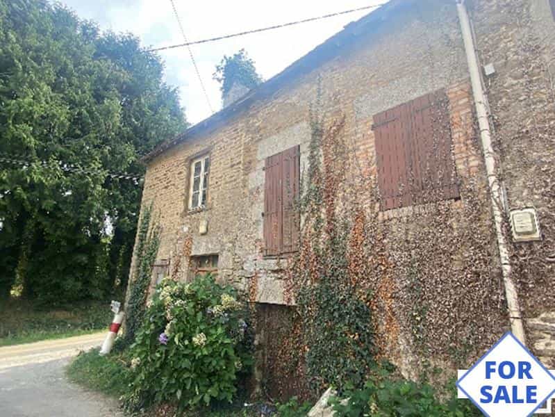 House in Ravigny, Pays de la Loire 11393931