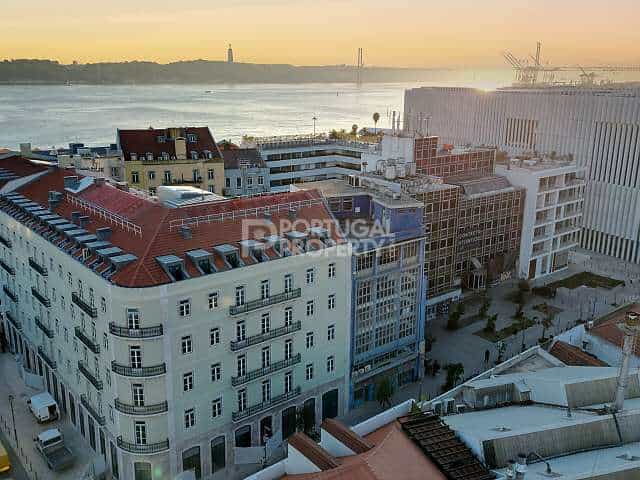 Inny w Lizbona, Lizbona 11393988