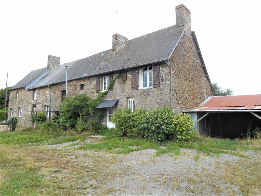 Talo sisään Buais-les-Monts, Normandy 11394193