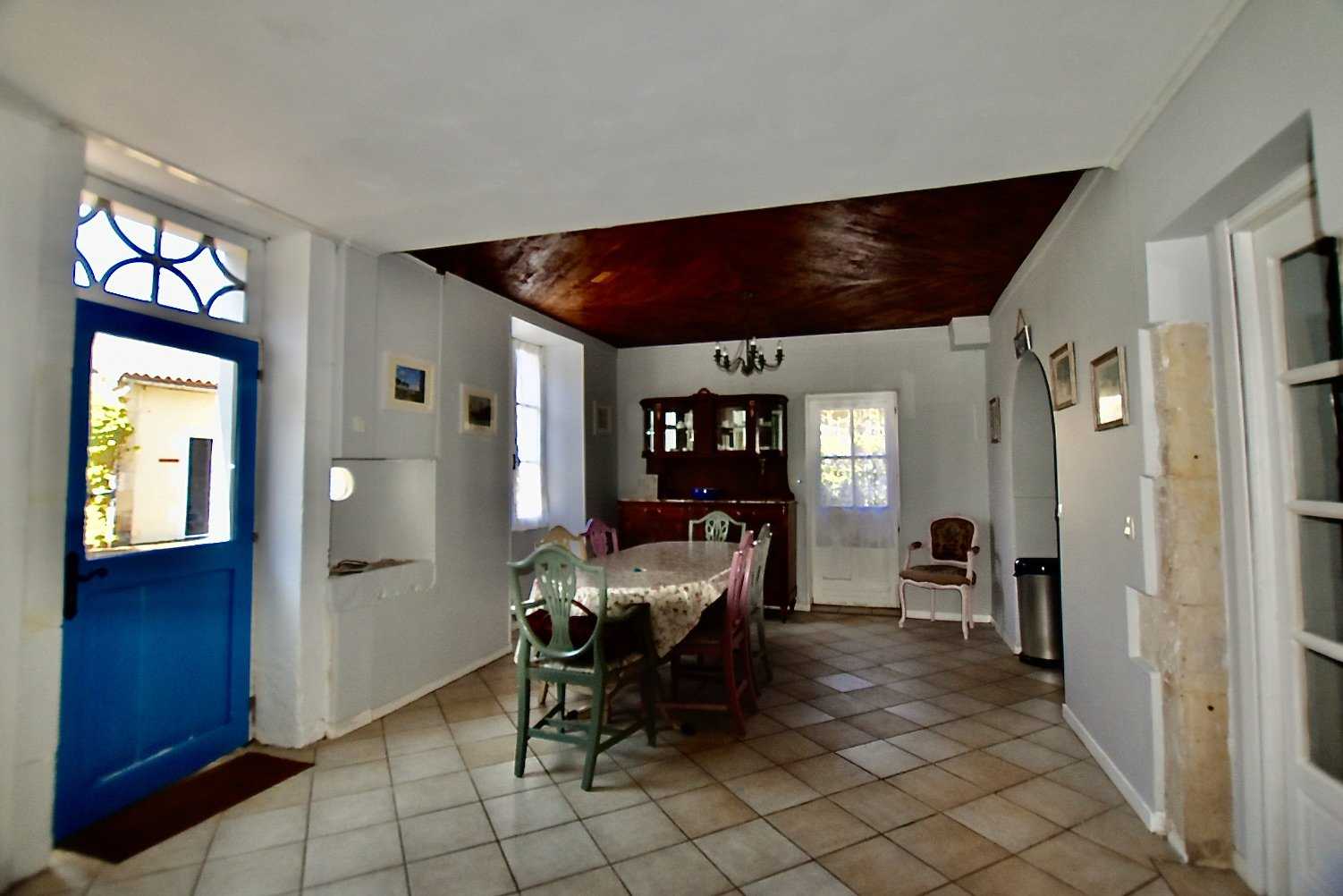 公寓 在 Pers, Nouvelle-Aquitaine 11394616