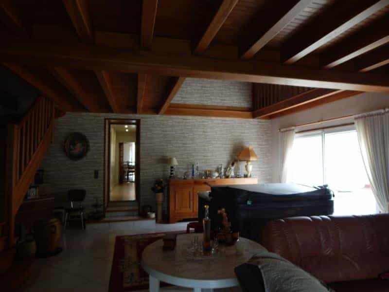 House in Tusson, Nouvelle-Aquitaine 11394644