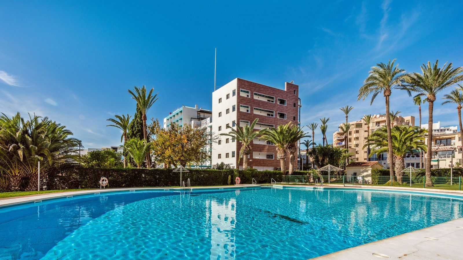 Condominium in Torremolinos, Andalusia 11394656