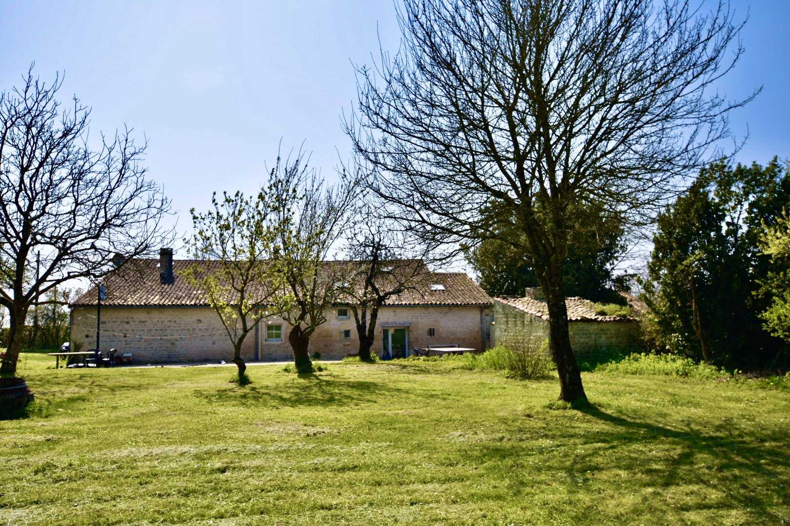 House in Ardilleux, Nouvelle-Aquitaine 11394658