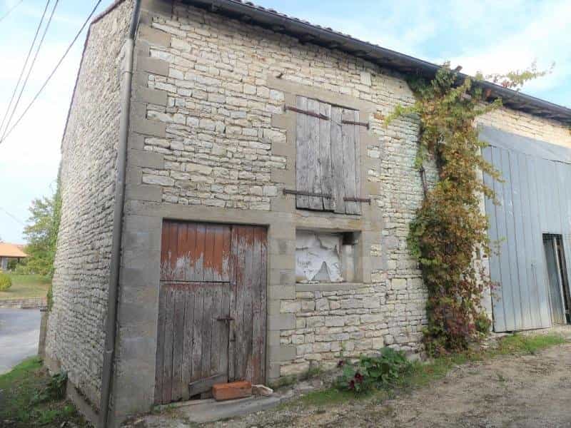 loger dans Marcillac-Lanville, Nouvelle-Aquitaine 11394759
