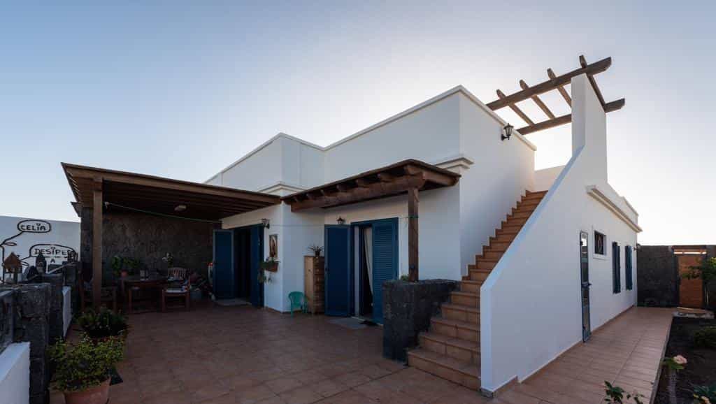房子 在 Playa Blanca, Canarias 11394900