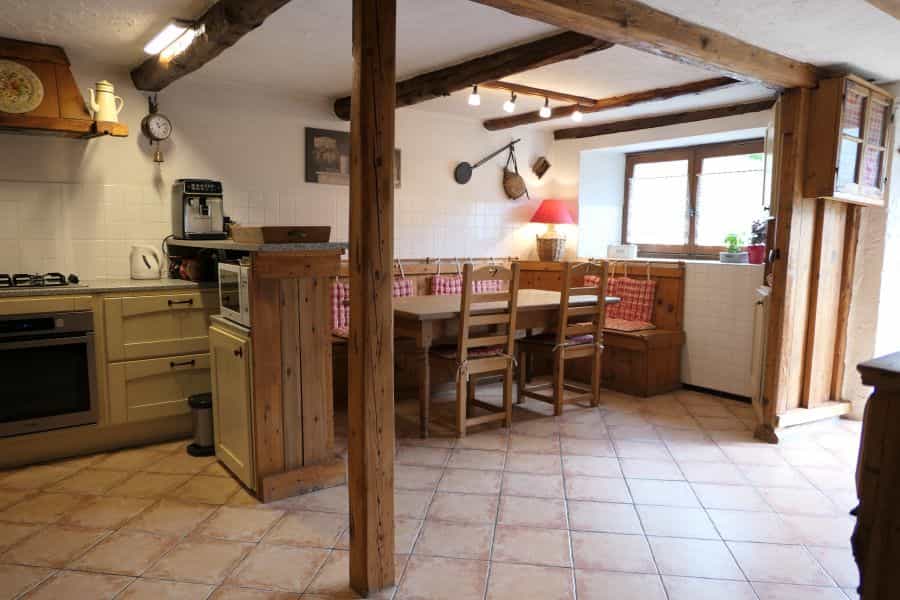 House in Les Contamines-Montjoie, Auvergne-Rhone-Alpes 11394944