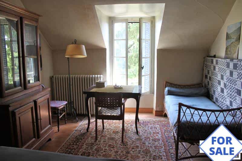 House in Mamers, Pays de la Loire 11395000