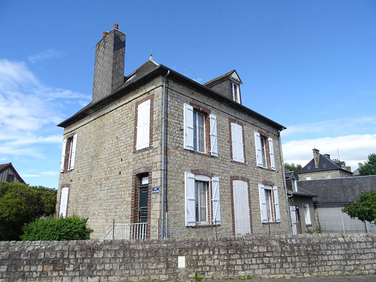 بيت في Barenton, Normandie 11395038