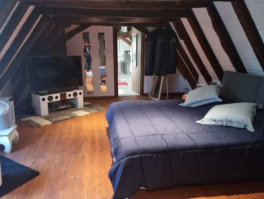 मकान में Bergerac, Nouvelle-Aquitaine 11395243