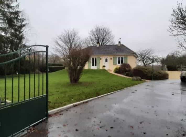 rumah dalam Montmerrei, Normandie 11395325