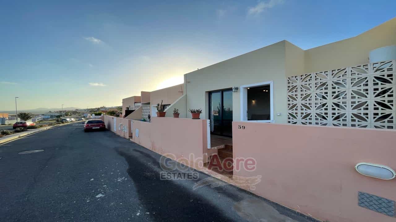 Huis in Puerto del Rosario, Canarische eilanden 11395402