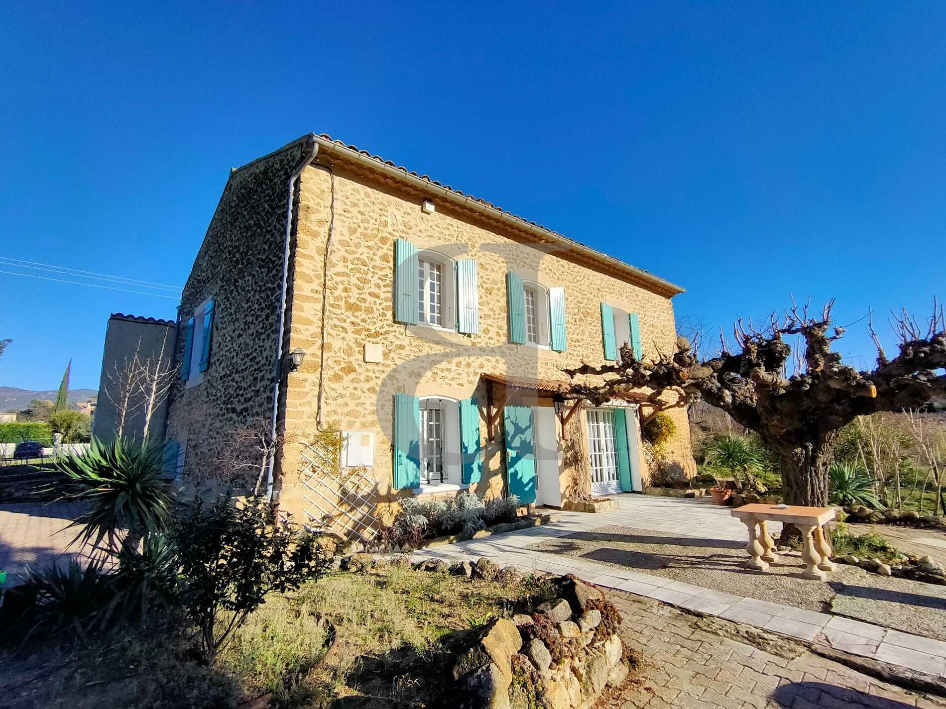 σπίτι σε Vaison-la-Romaine, Provence-Alpes-Côte d'Azur 11395794