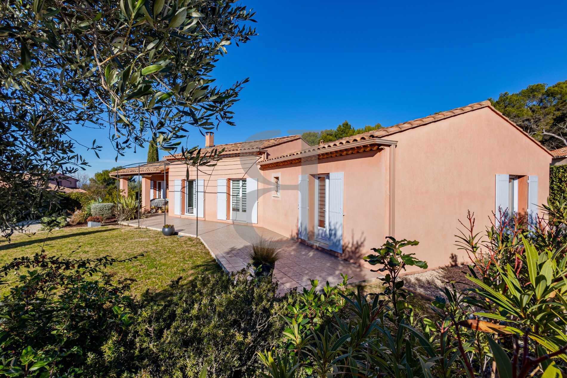 House in Vaison-la-Romaine, Provence-Alpes-Côte d'Azur 11395849
