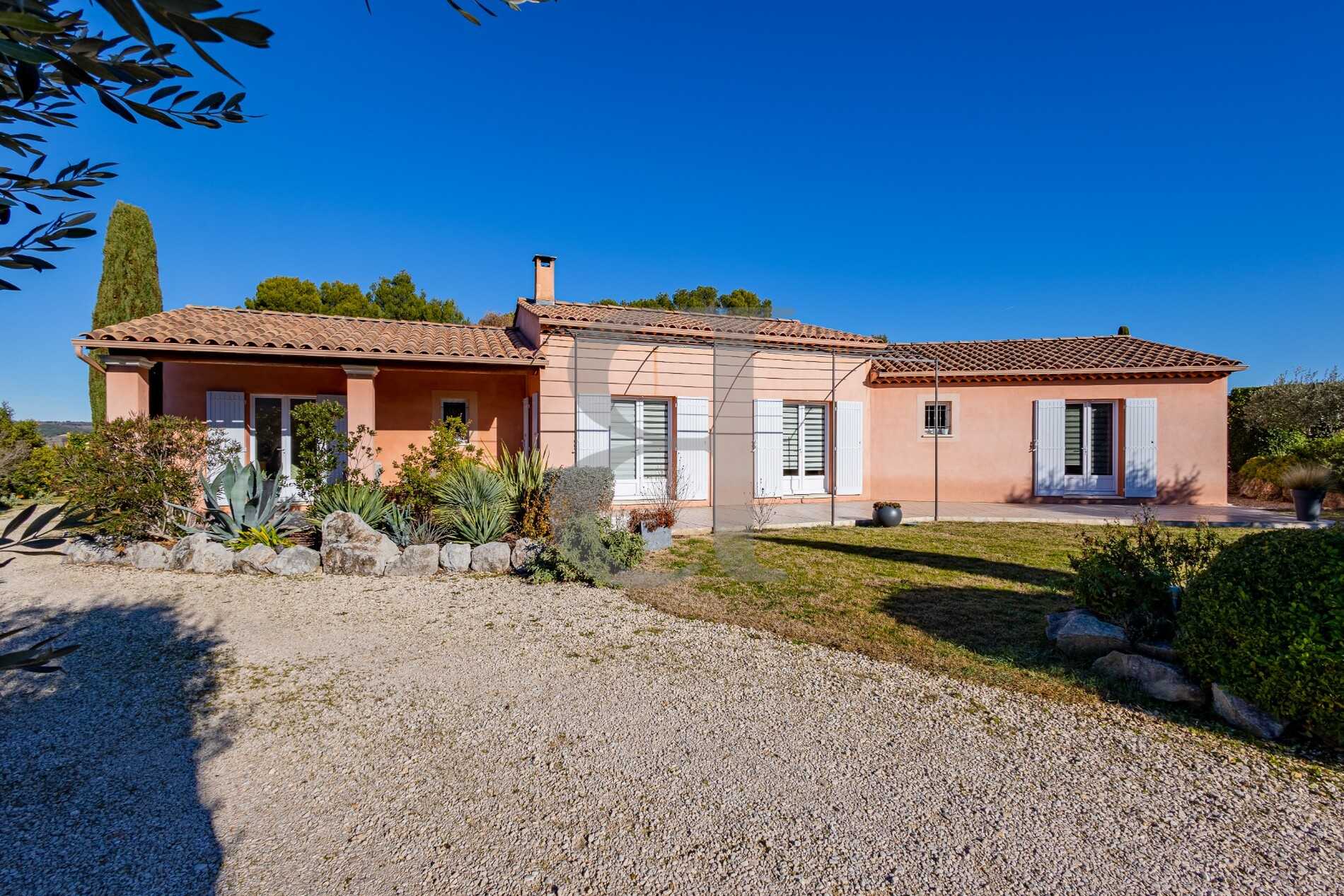 بيت في Vaison-la-Romaine, Provence-Alpes-Côte d'Azur 11395849