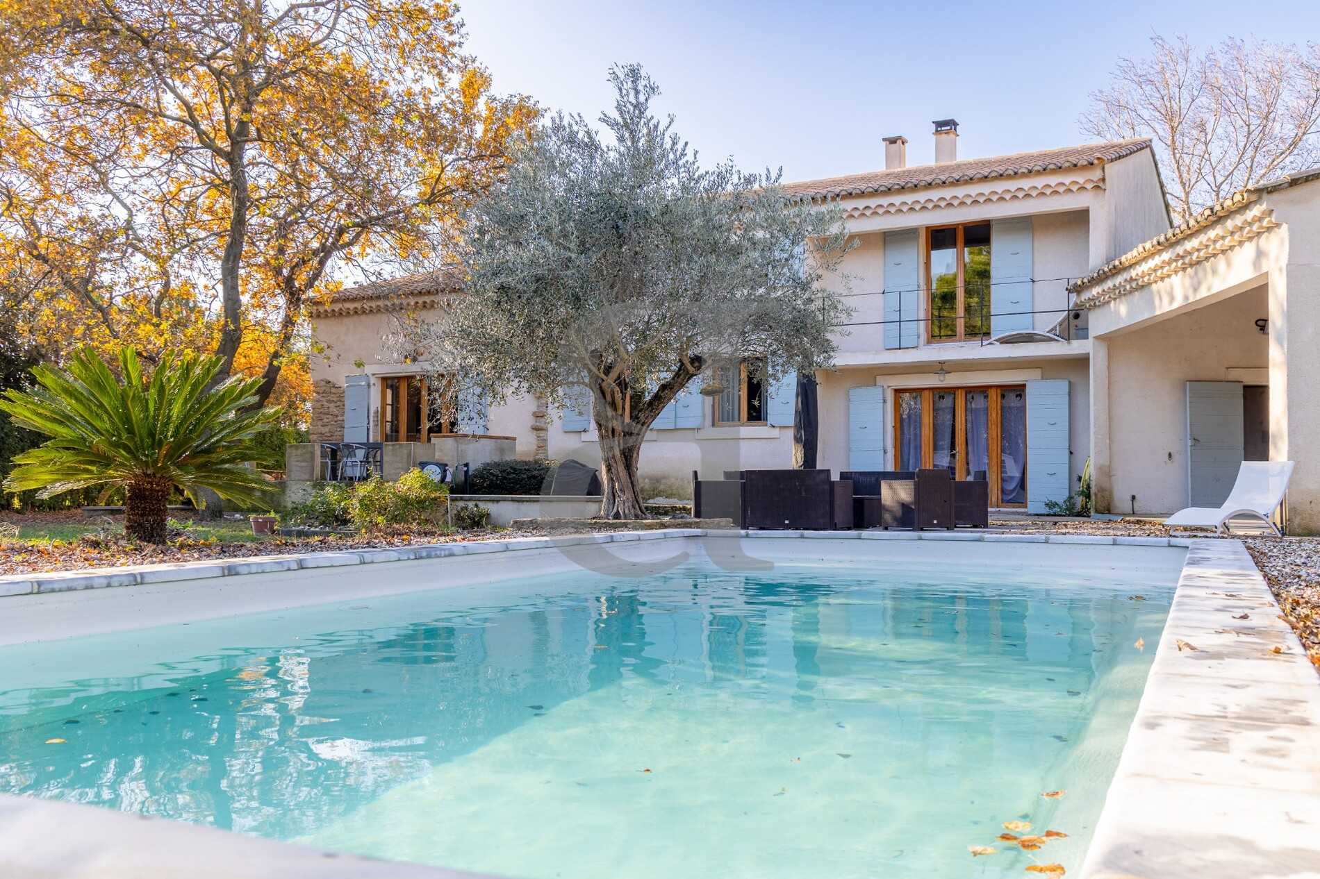 σπίτι σε Courthezon, Provence-Alpes-Cote d'Azur 11395856