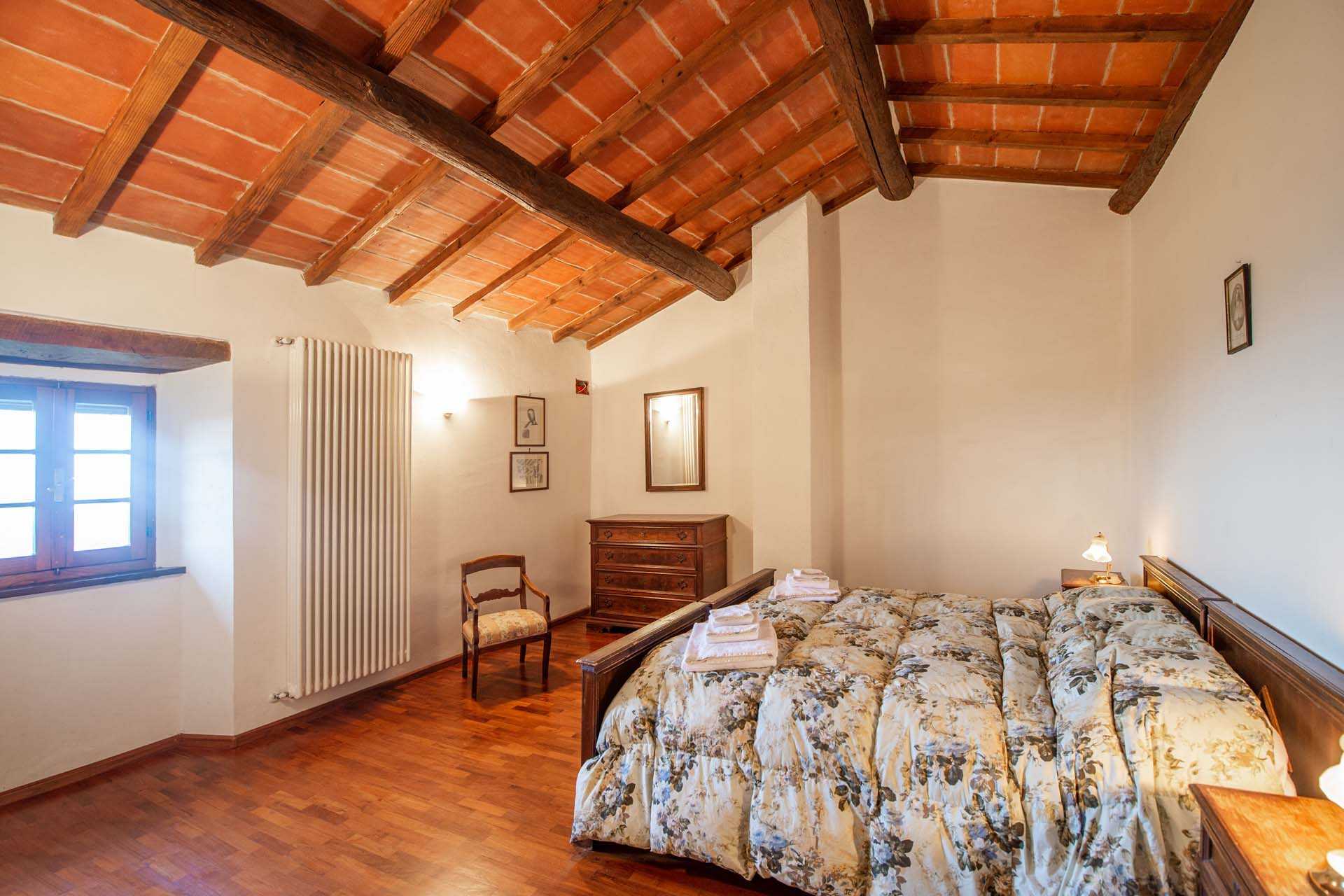 房子 在 Cortona, Toscana 11395897
