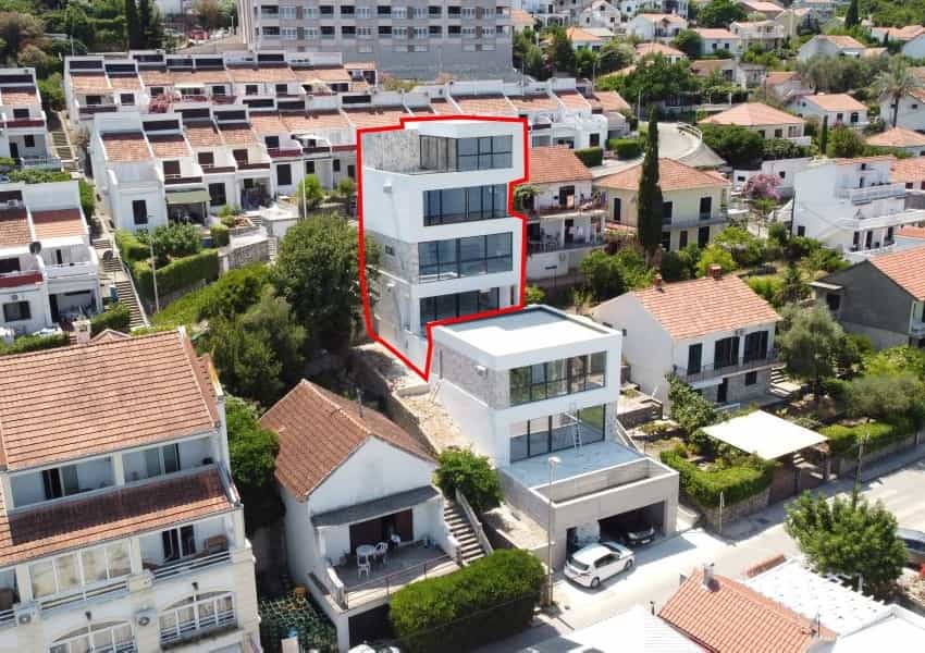 House in Tivat, Tivat Municipality 11396145
