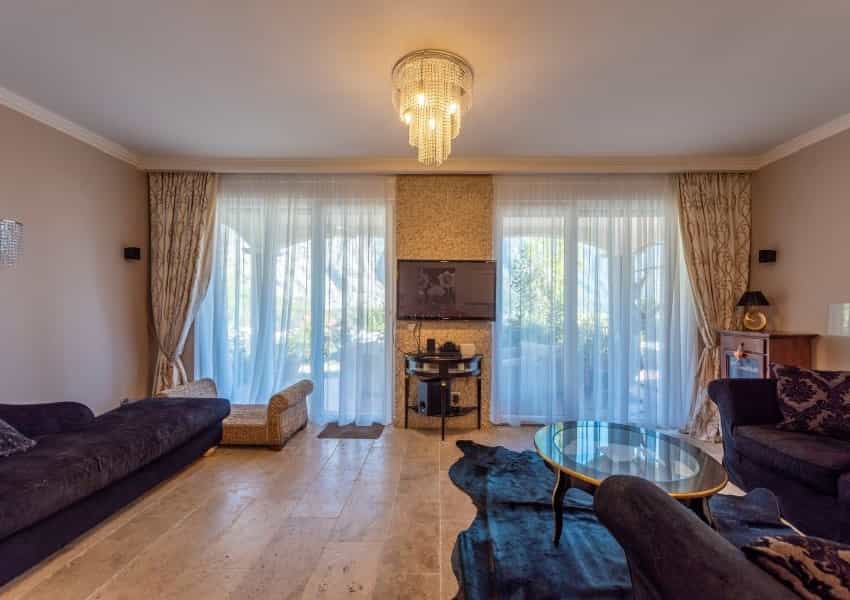 公寓 在 Kotor, Kotor Municipality 11396167