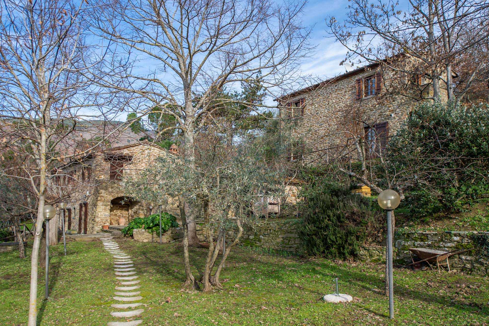 Будинок в Cortona, Toscana 11396233