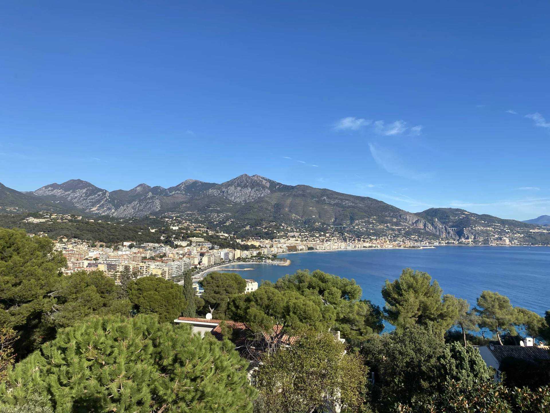 Condomínio no Roquebrune-Cap-Martin, Provence-Alpes-Côte d'Azur 11396273