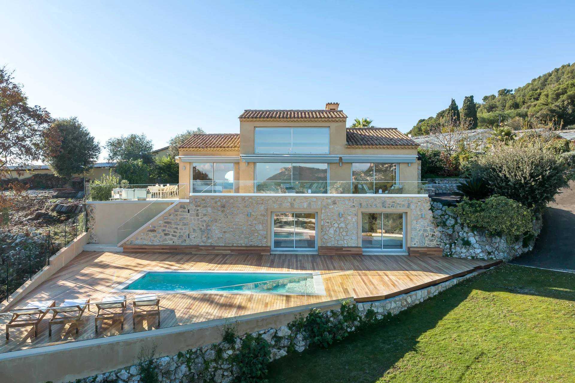 casa no Beaulieu-sur-Mer, Provença-Alpes-Costa Azul 11396516