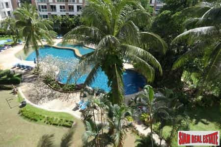 Condominium in Pa Tong, Phuket 11396590