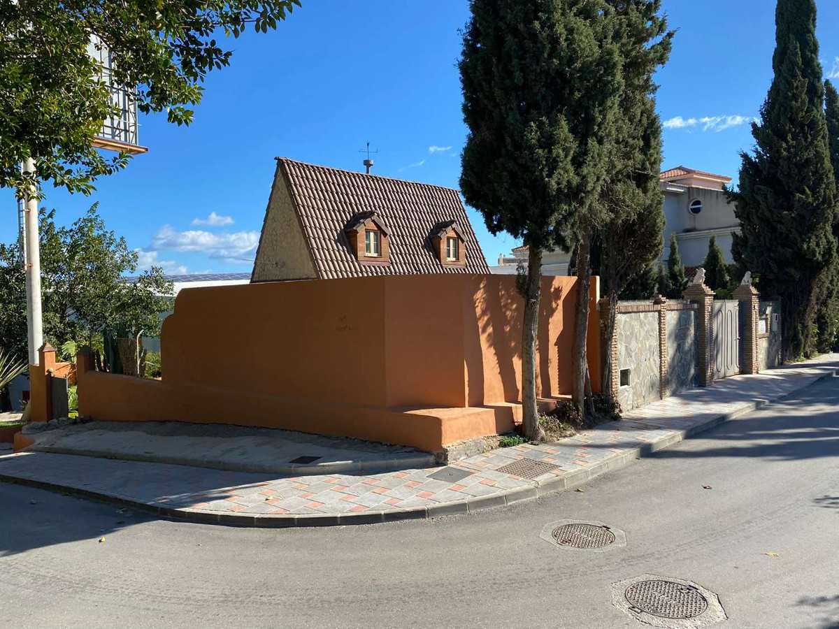 房子 在 圣菲德洛斯博利切斯, 安达卢西亚 11396880