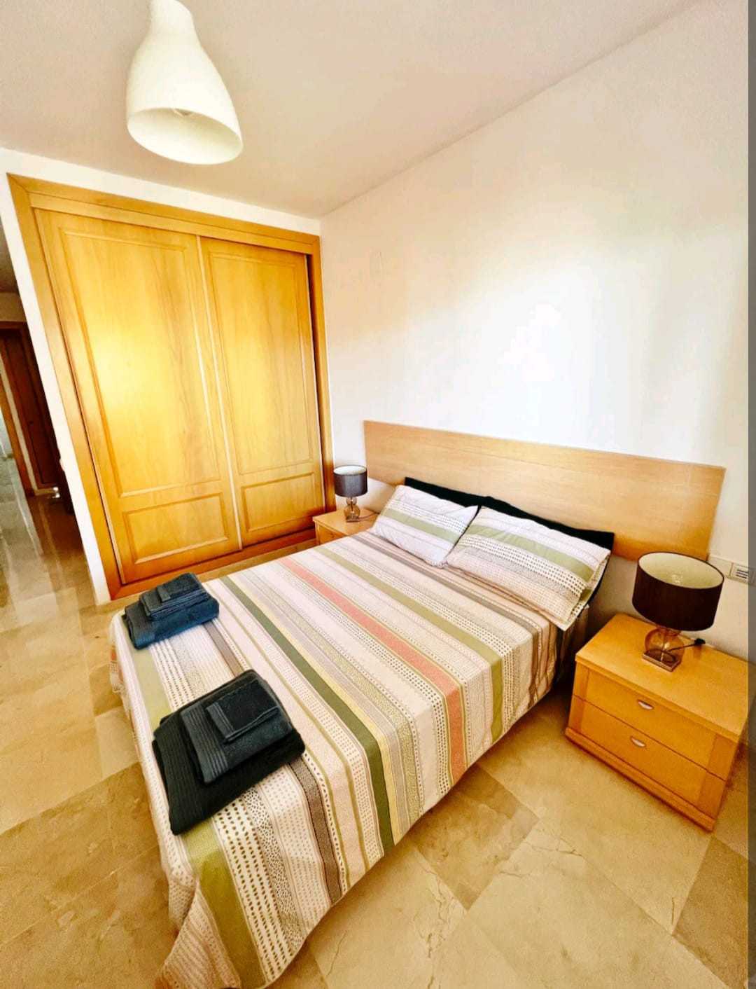Квартира в Fuengirola, Andalucía 11396883