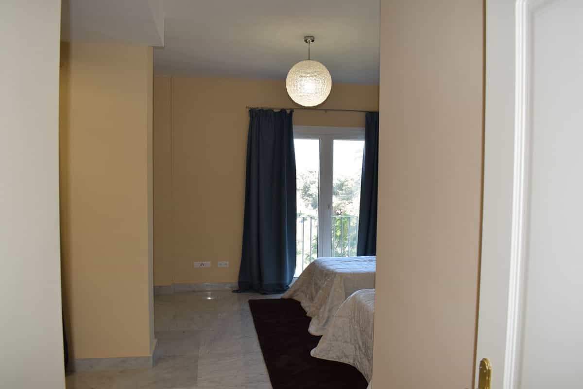 公寓 在 Torremolinos, Andalucía 11397133