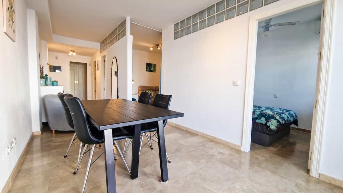 Condominium in Casares, Andalusia 11397339