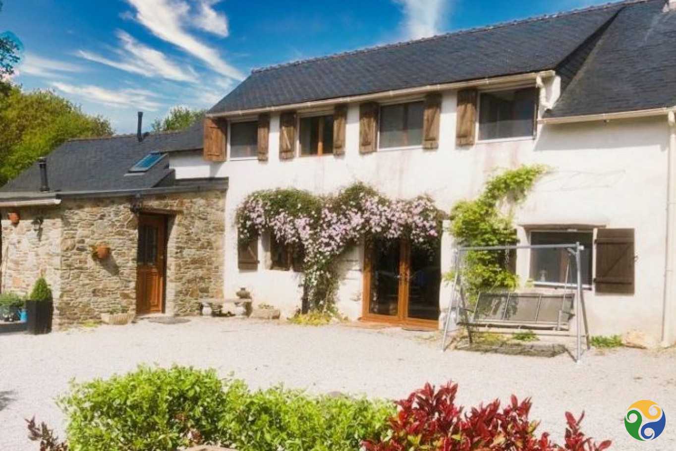Dom w Plonévez-du-Faou, Brittany 11398780