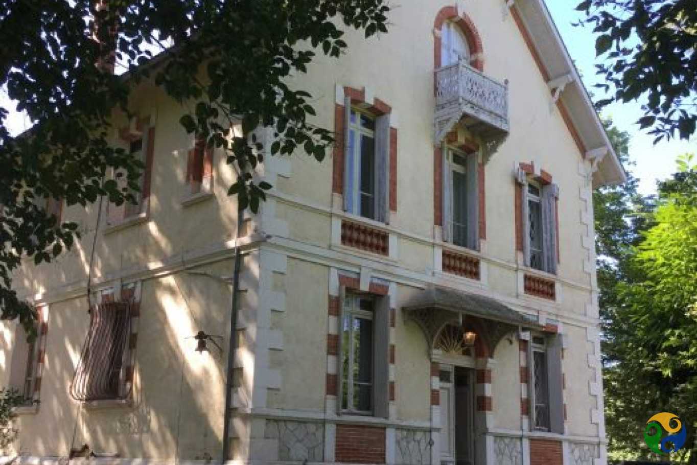 Residential in Tournon-d'Agenais, Nouvelle-Aquitaine 11398800