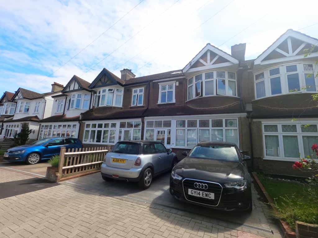House in West Wickham, Bromley 11399826