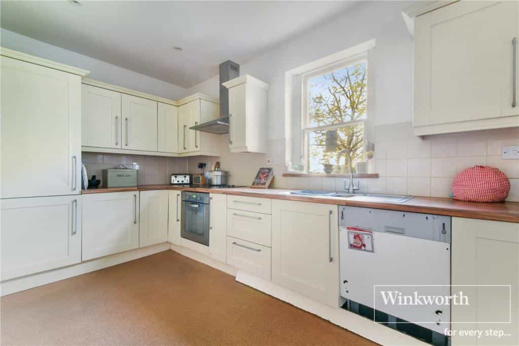 House in Elmers End, Bromley 11399865