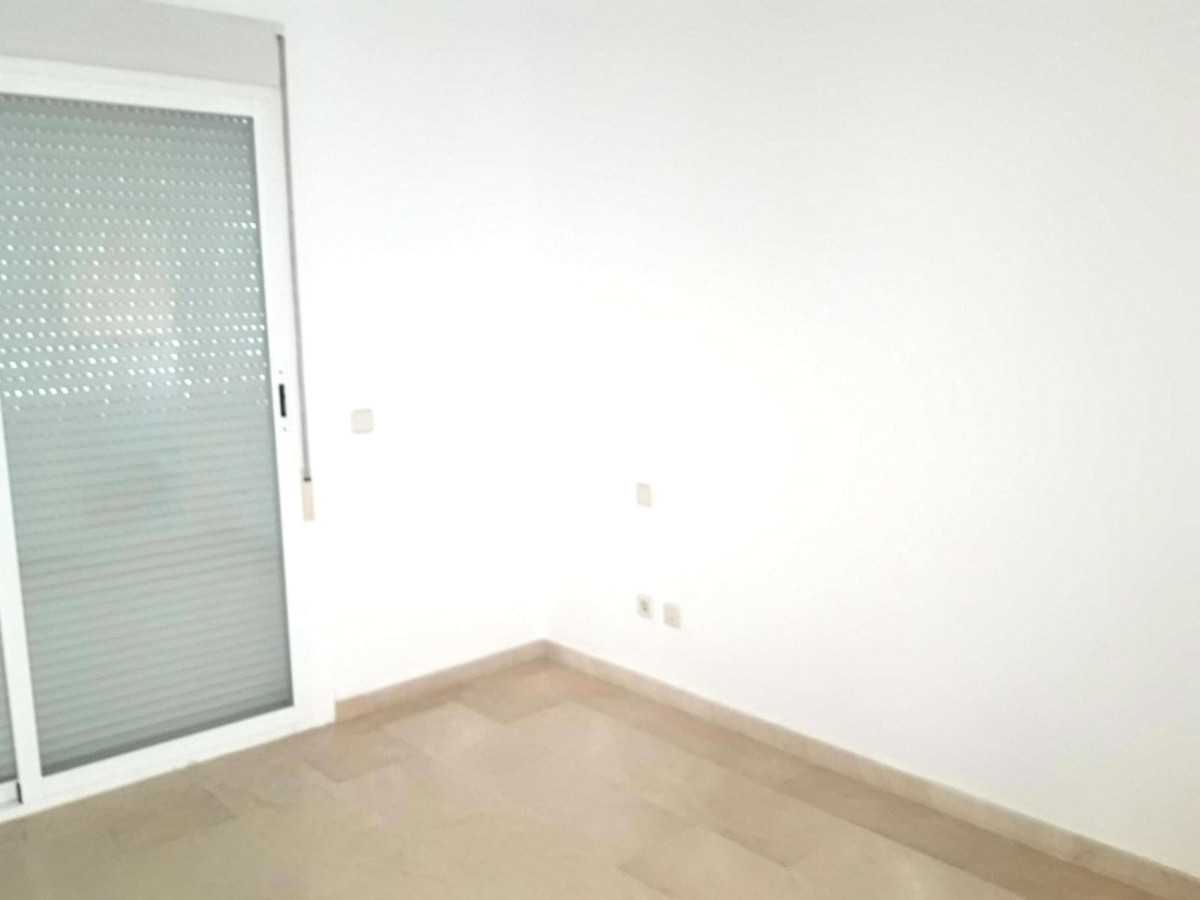 House in Fuengirola, Andalusia 11400276