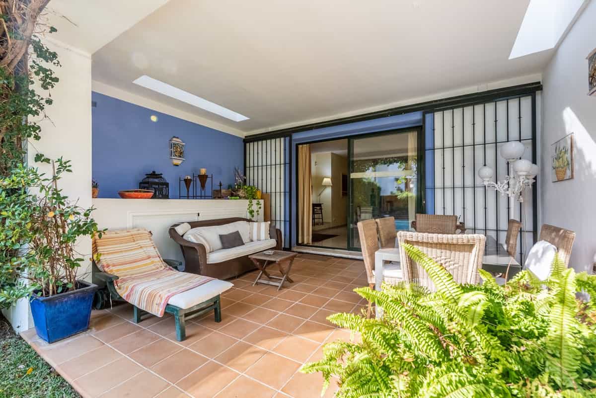 жилой дом в Marbella, Andalucía 11400342