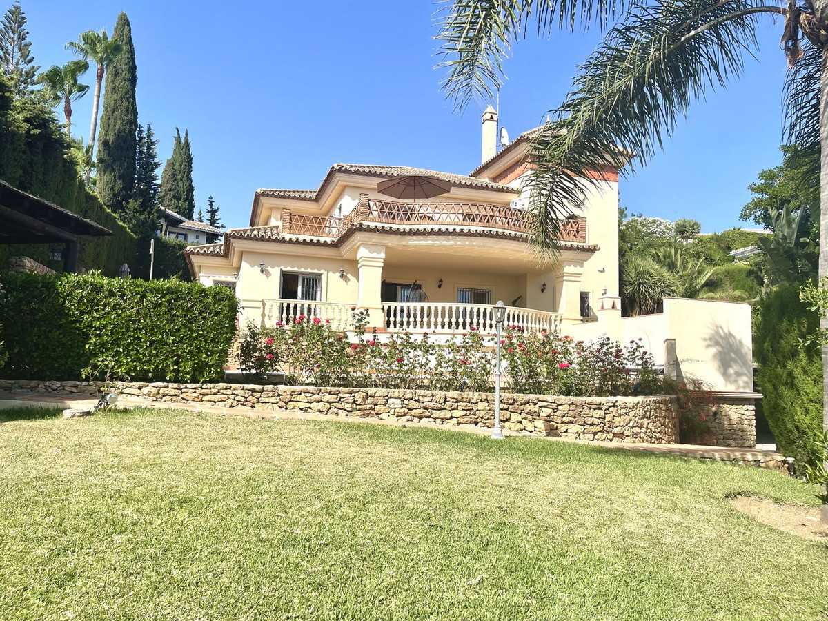 жилой дом в Marbella, Andalucía 11400362