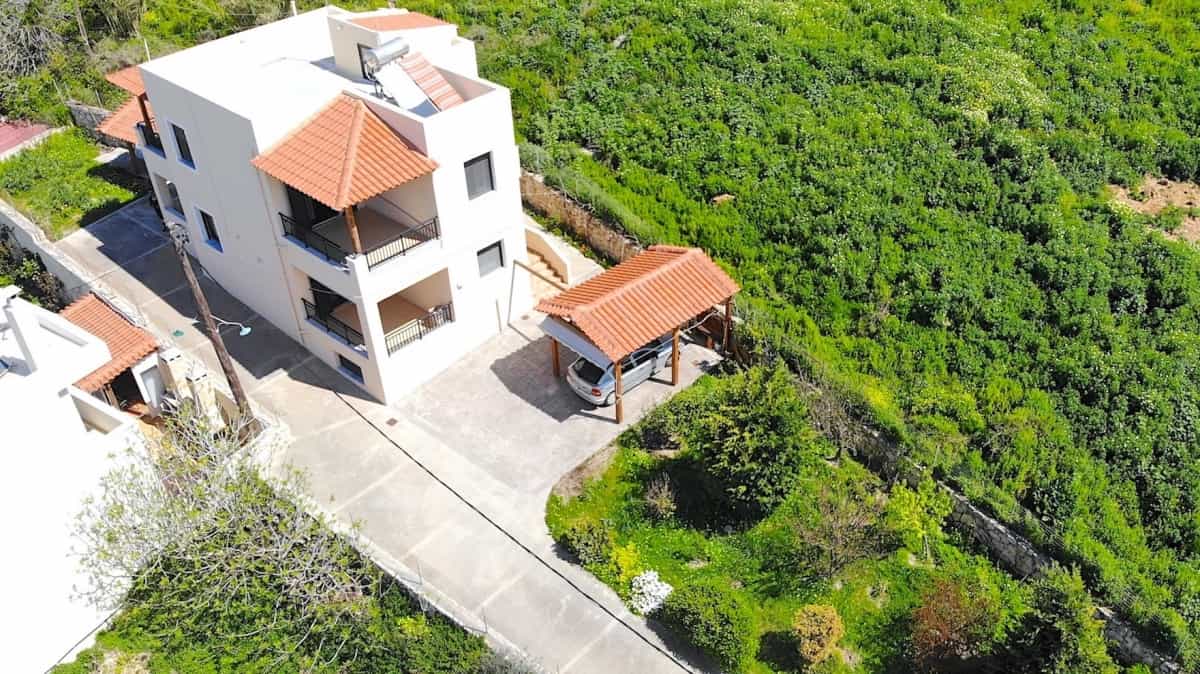 жилой дом в Агиос Антониос, Крити 11400399