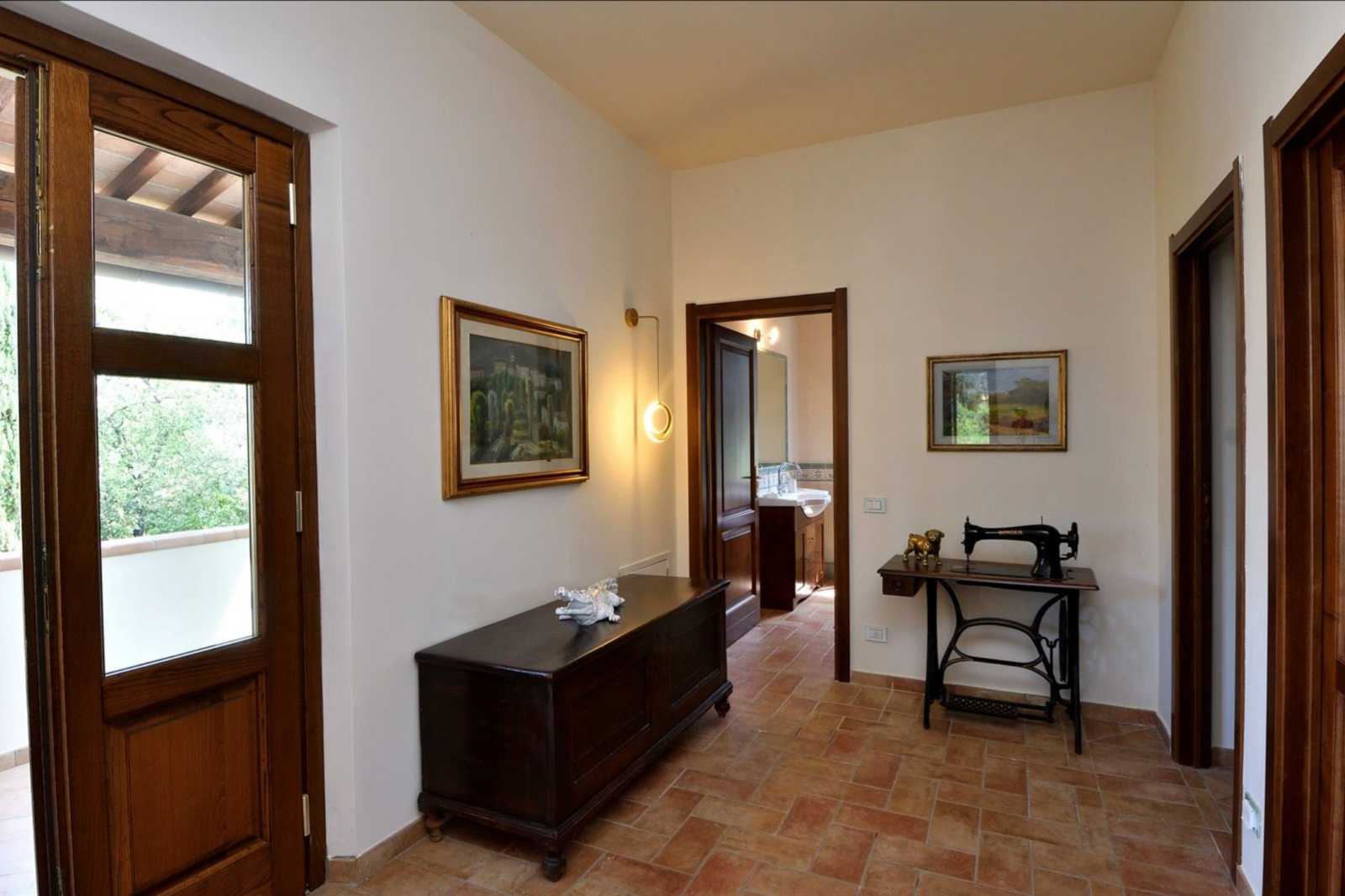 بيت في Vinci, Tuscany 11400732