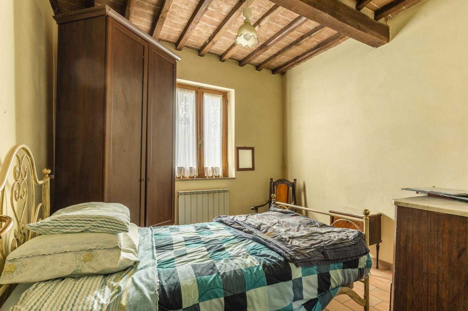 rumah dalam Montepulciano, Tuscany 11400793