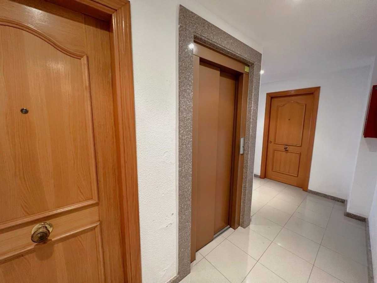 公寓 在 Fuengirola, Andalucía 11401180