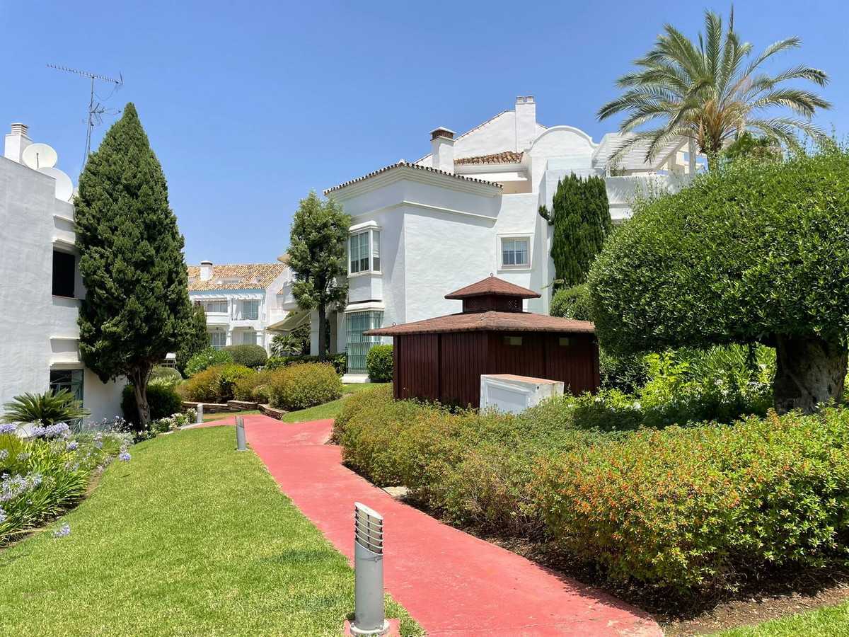 Condominio en Marbella, Andalucía 11401350