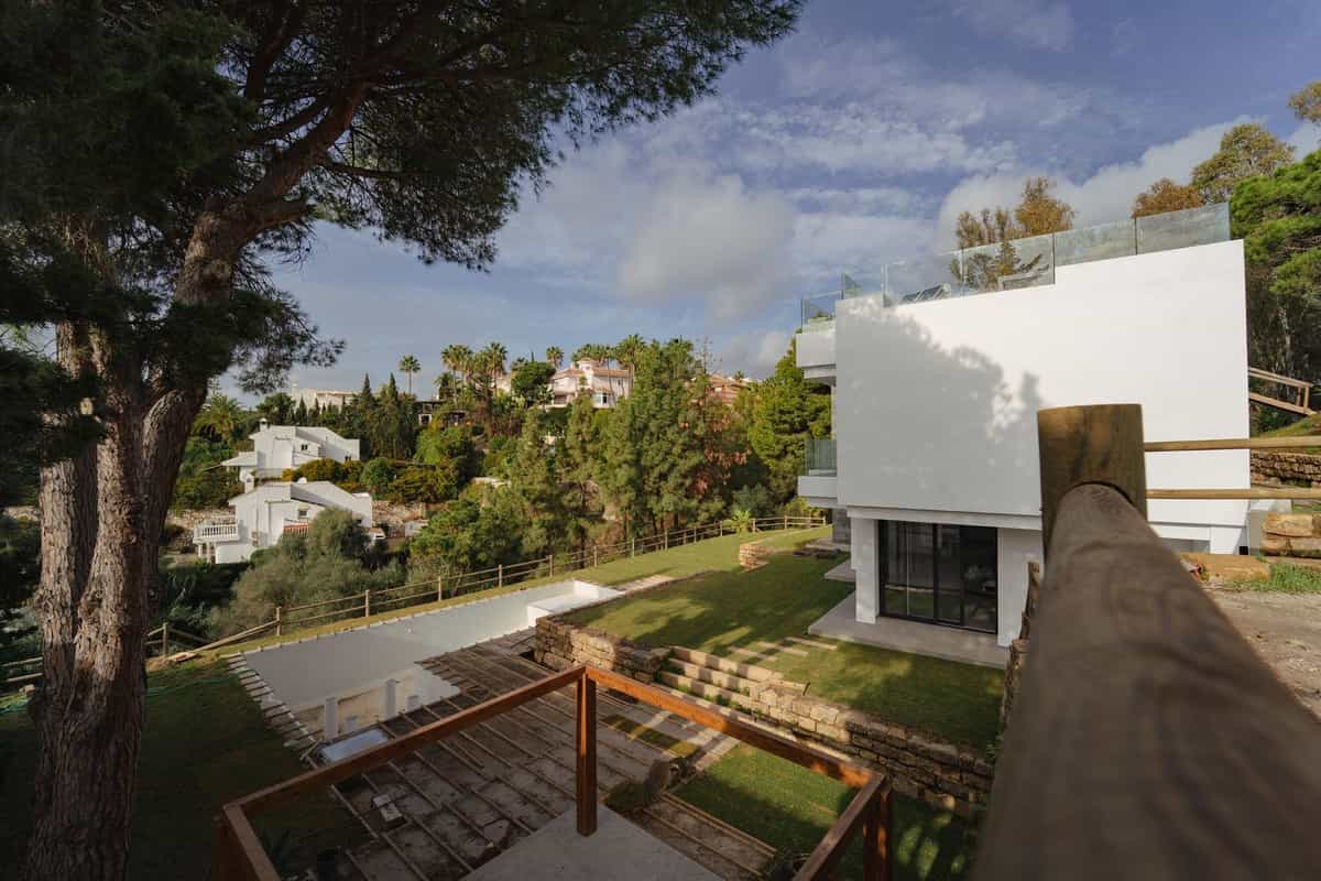 Talo sisään Sitio de Calahonda, Andalusia 11402165