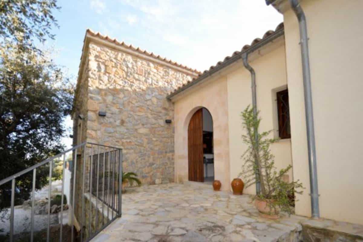 House in Capdepera, Balearic Islands 11402470