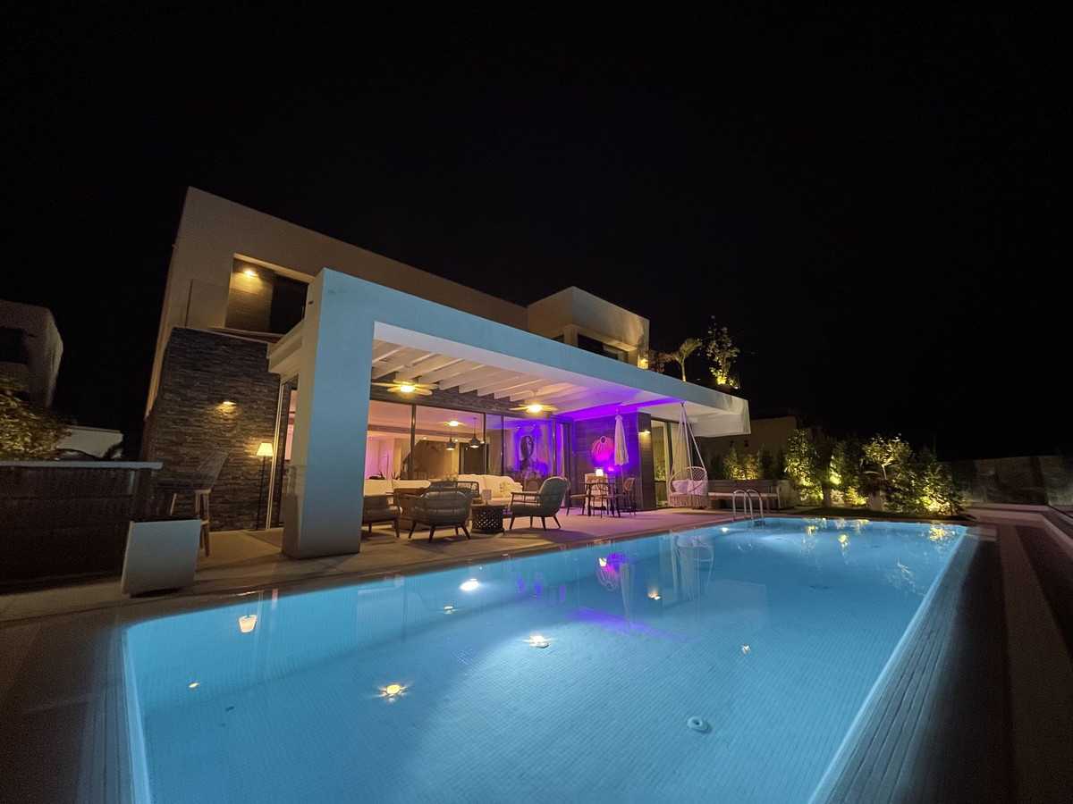 House in Marbella, Andalucía 11402570