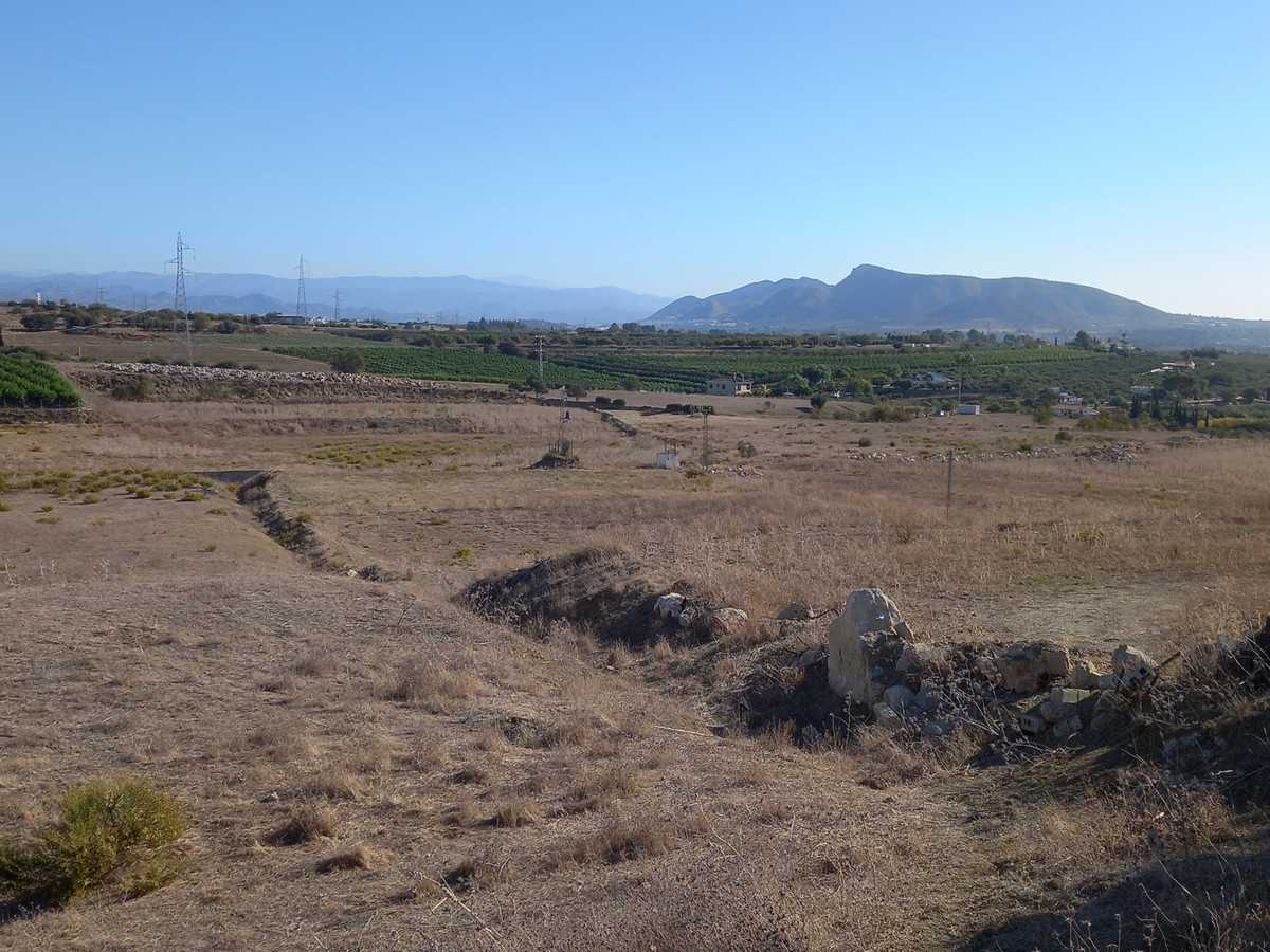 Tanah dalam Coin, Andalusia 11403080