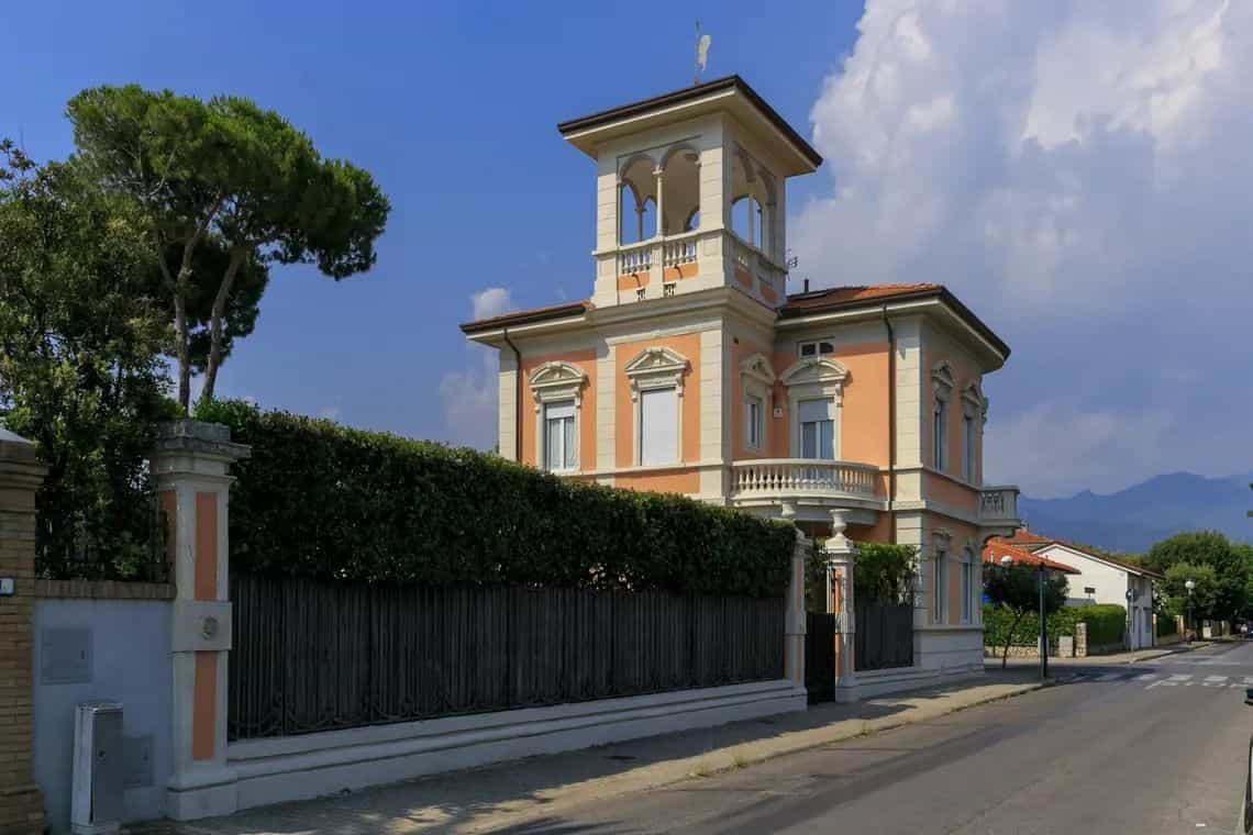 Casa nel Forte dei Marmi, Tuscany 11403187